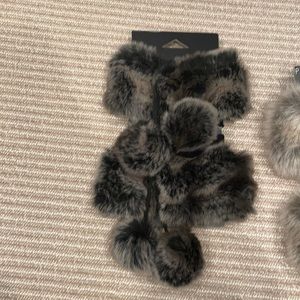 NEW w/ Tag faux fur boot topper